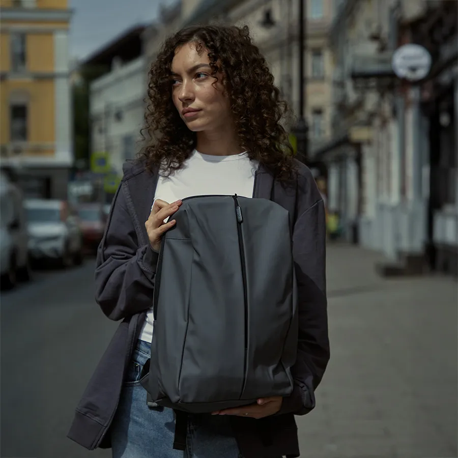 Рюкзак водостойкий "Go", жёлтый, 41 х 29 х15,5 см, 90%  полиуретан 10%полиэстер