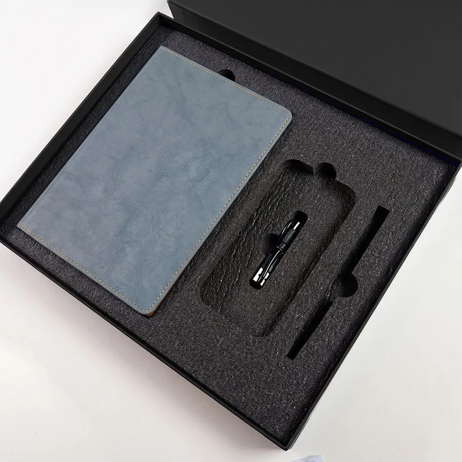 Коробка для  набора: ежедневник, power bank, ручка