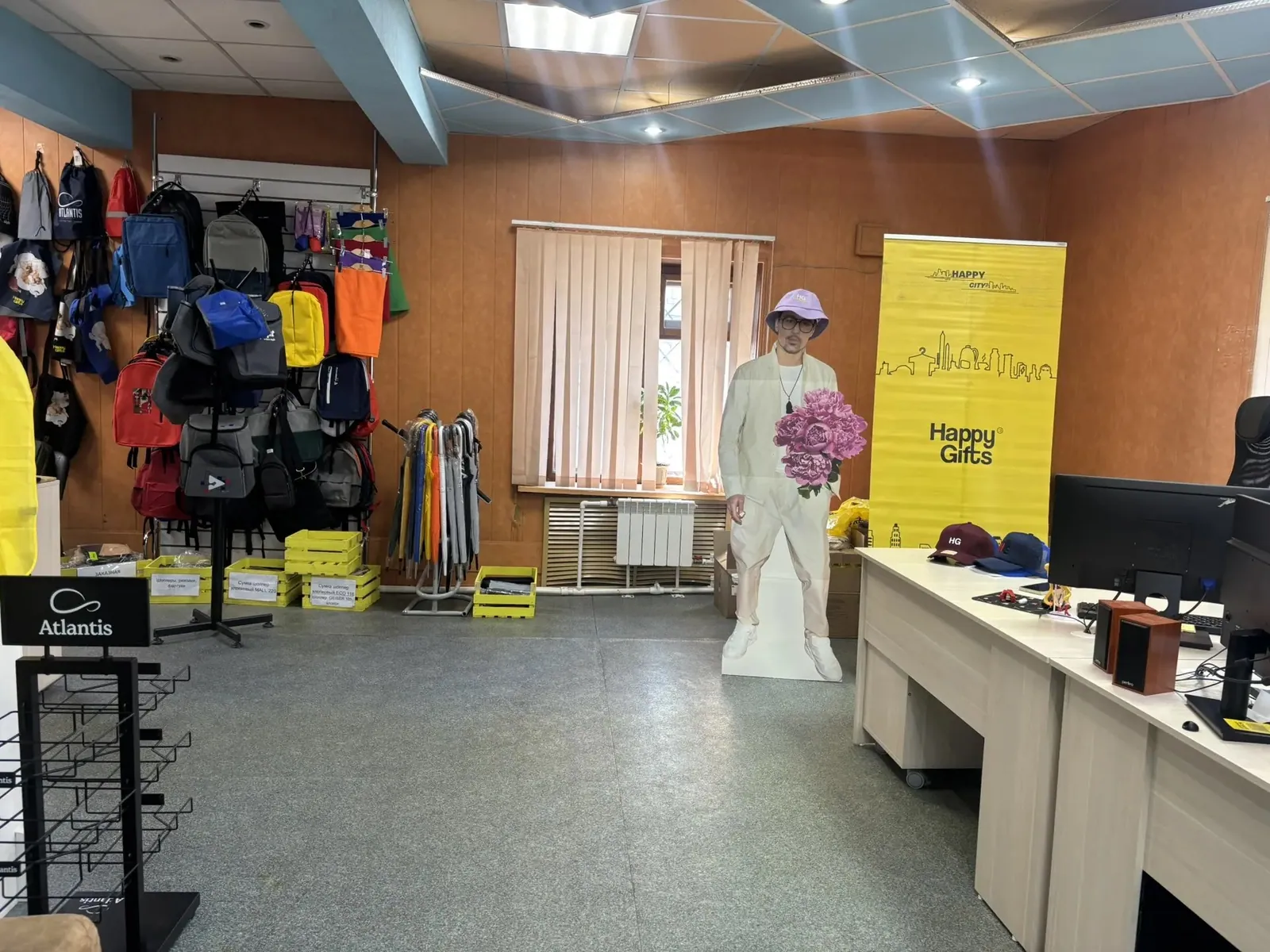 Шоурум Happy Gifts в Новосибирске, фото 1